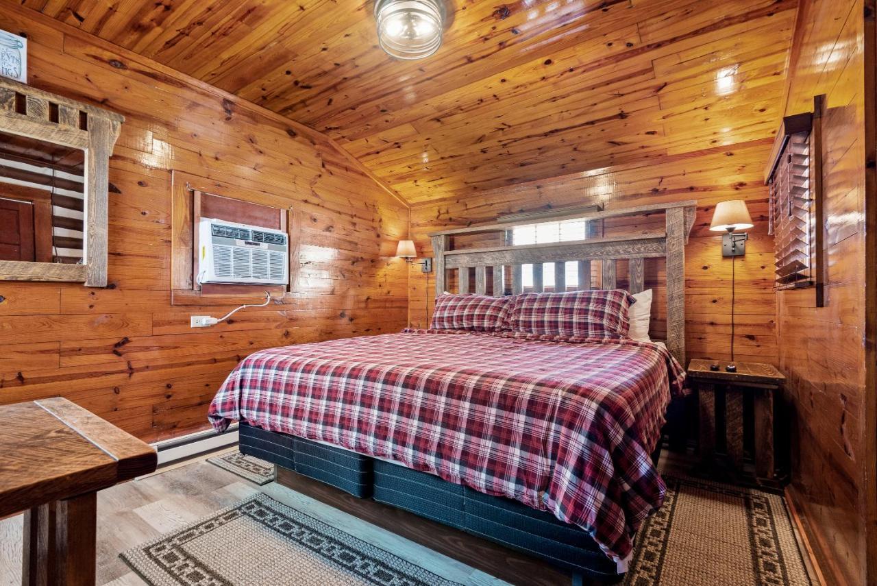 יוריקה ספרינגס Log Cabin Inn מראה חיצוני תמונה