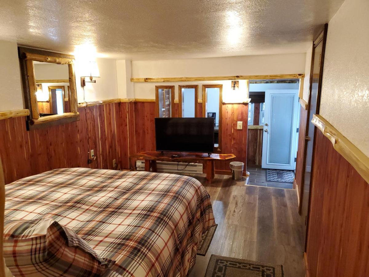 יוריקה ספרינגס Log Cabin Inn מראה חיצוני תמונה