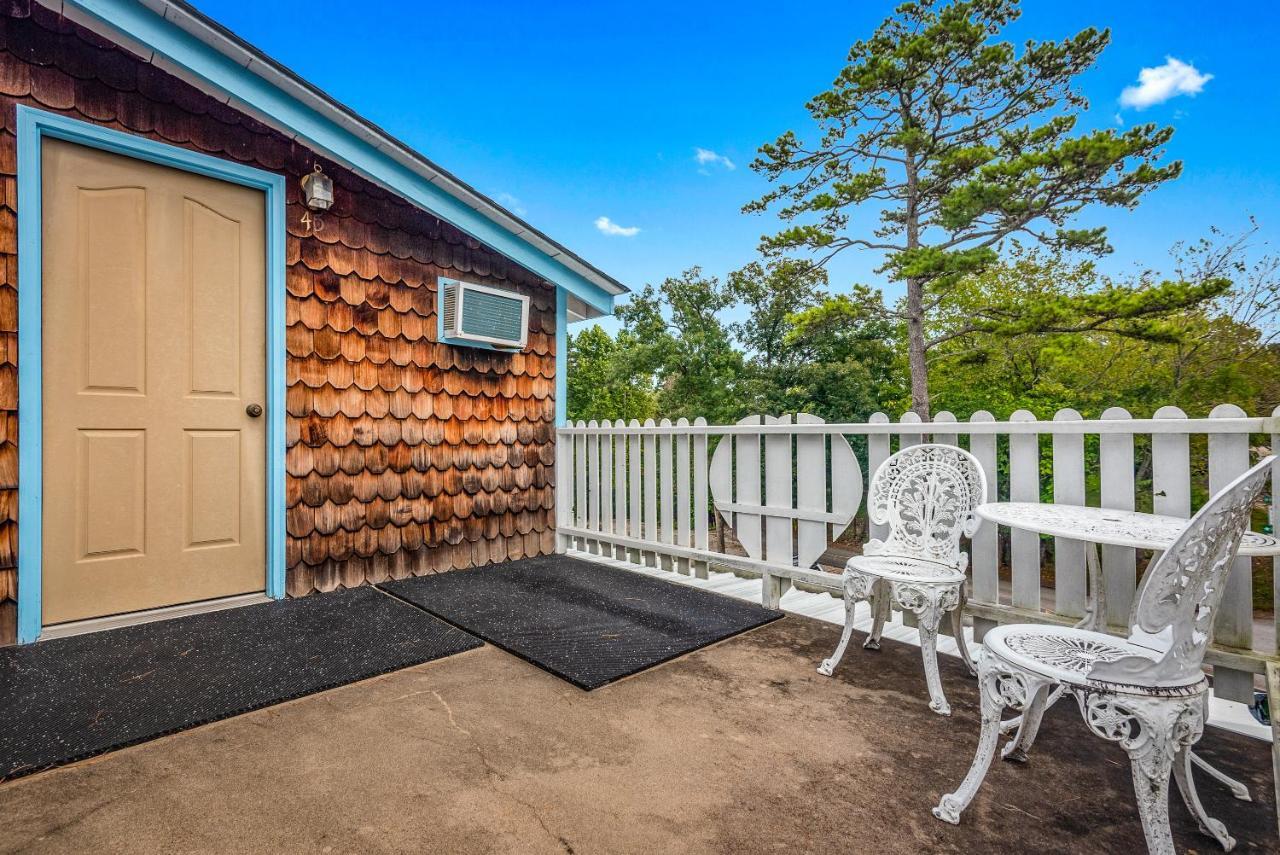 יוריקה ספרינגס Log Cabin Inn מראה חיצוני תמונה